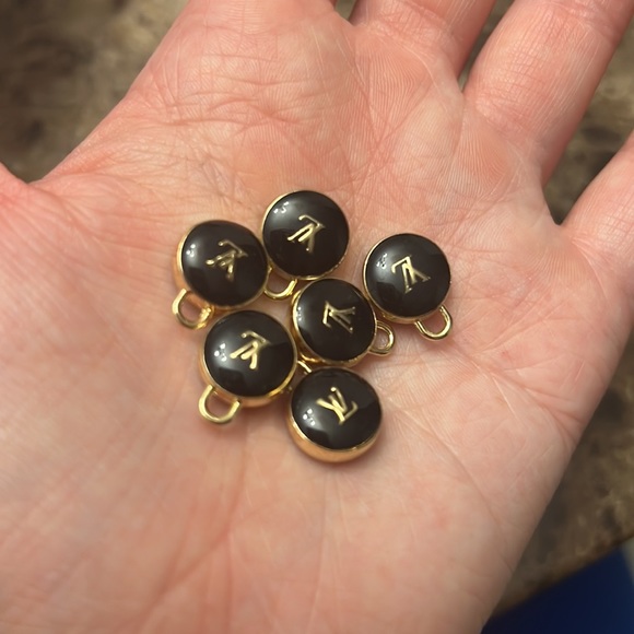 LIMITED QUANTITIES 2 LEFT LV Cute charm 1 black gold upcyle ideas for jewelry - Picture 13 of 17